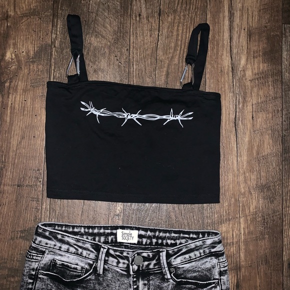 Barbed Wire Top - Picture 1 of 3